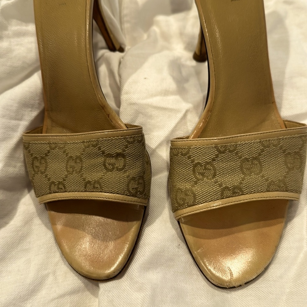Used Gucci slides with 4” heel